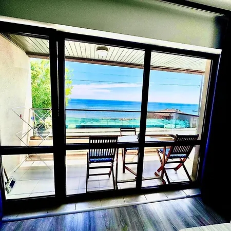 Blue Sunrise Comfort Apartment Saints Constantine and Helena